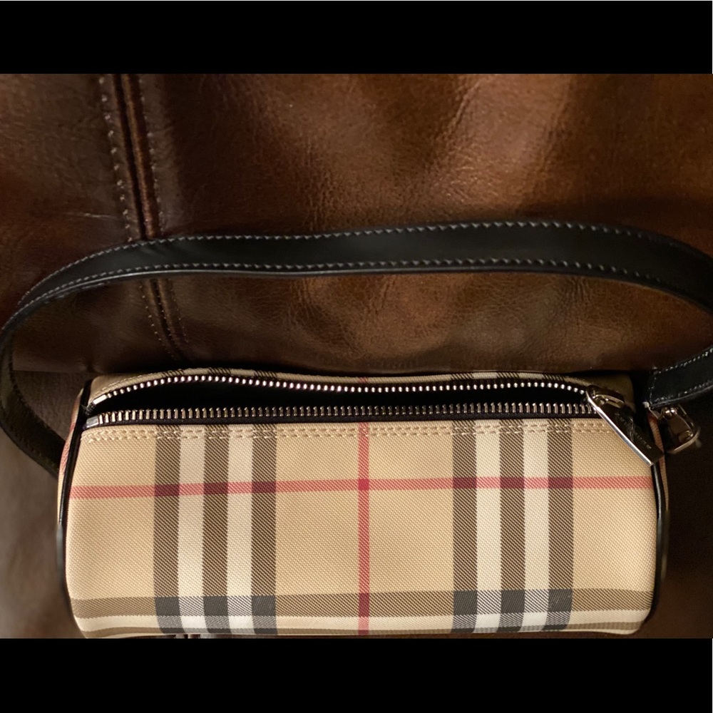 Burberry small classic Nova 8in x 4in
